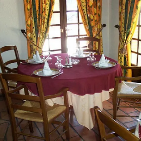 Le Coin Du Feu 2*